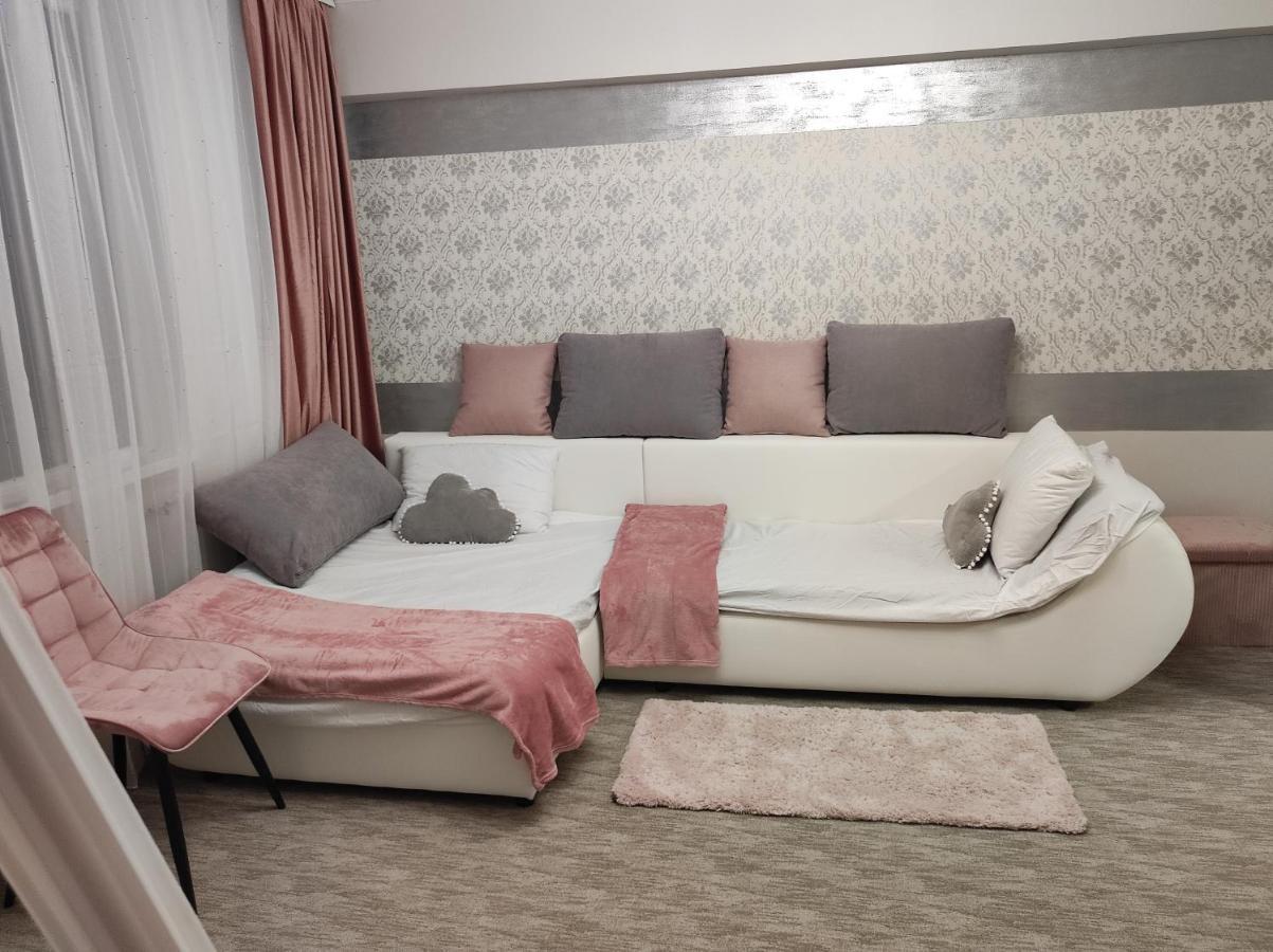 Midtown Apartment 拉迪亚 外观 照片